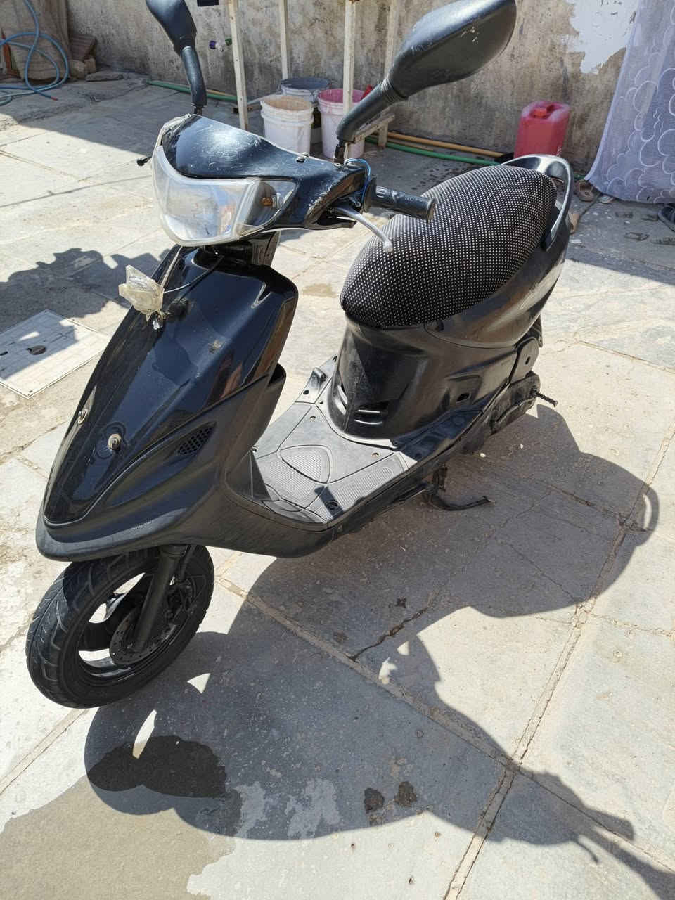 ماكس لبيع شغاله كلها من كهربايات وسلف وهندر اي نقص مابيها عوزه ترتيب مكاني بوبو شام قرب معمل الغاز رقم تلفوني *********** سعر ٣٥٠ وبيها مجال خدام لطيبين
