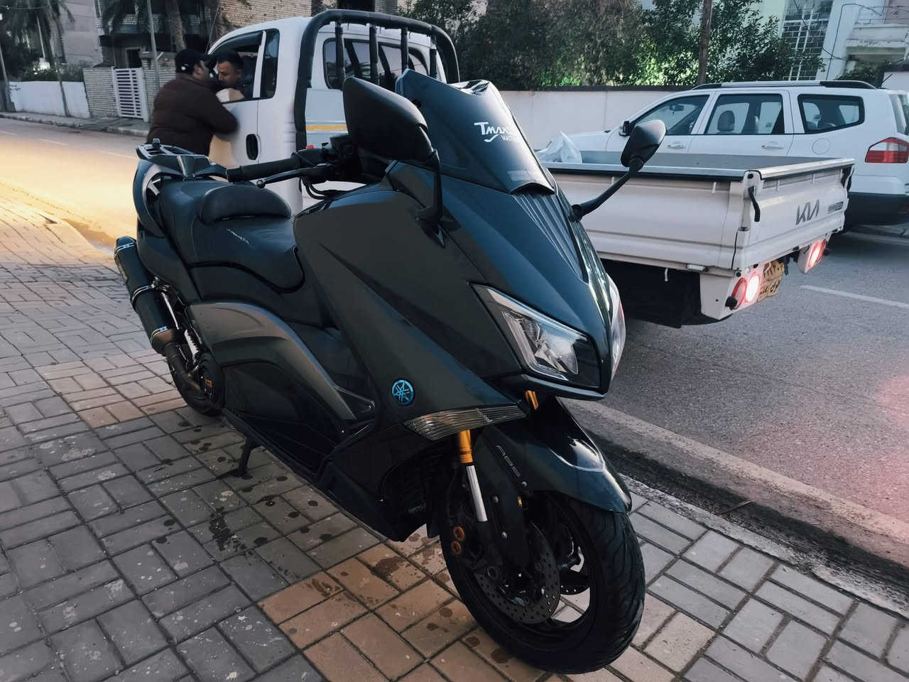 سلام عليكم تي ماكس للبيع مديل 17 كفاله ماشيه 36 الف للستفسار اتصال علئ رقم ***********
