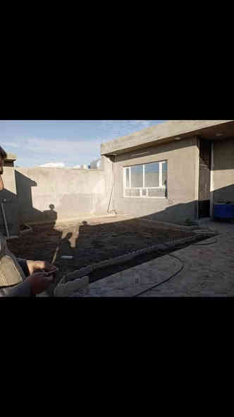 دار للبيع 200 م بي بناء استقبال اومطبخ فقط  حي العسكري الزراعي خامس فرع من جهت جسر ليلان كاع اصليه مودفن سعر 42 اوبي مجال 
***********
