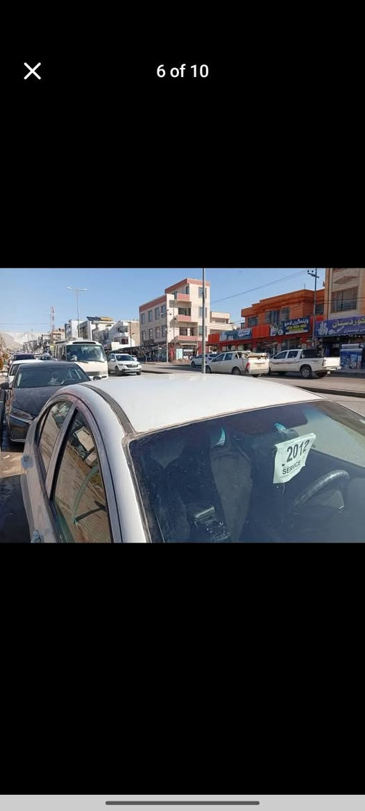 بەناوی خوای گەورە جاک بۆ فرۆشتن 
٢٠١٢
سەنەوی مانگێکی ماوە
ماڵی دەستە
***********
گۆڕینەوە ئەکەم لەگەڵ شاهینە
مۆدێل ٢٠١٢
بۆیاخ چەمەلەخی سەکن دەرگای سەکن تۆزیکی بۆنیتە کەش 
مەکینە زنجیر 
سەیارە یەکە تابڵی تونو تۆڵە 
ماڵی دۆستە
تایە تازەیە
سەنەوی هەتا مانگی ٢ تازەیە
بەشەرتی تەحویل
گیرو مەکینە بێ عەیبە
گۆڕینەوە بەشاهینە السليمانية, العراق
