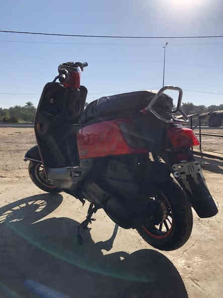 سلام عليكم دراجه بوليس 120 مقفوله 93سرعه للبيع كلجات جديده تخم تاير جديد ضفيره كهربائياته كله شغاله جديده مكينه حاويه دراجه شلعه معدل سعر دراجه 400 الف بيه مجال رقمي ‭٠٧٧١ ٦٨٩ ٩٧١٧‬ متواجد واتساب
