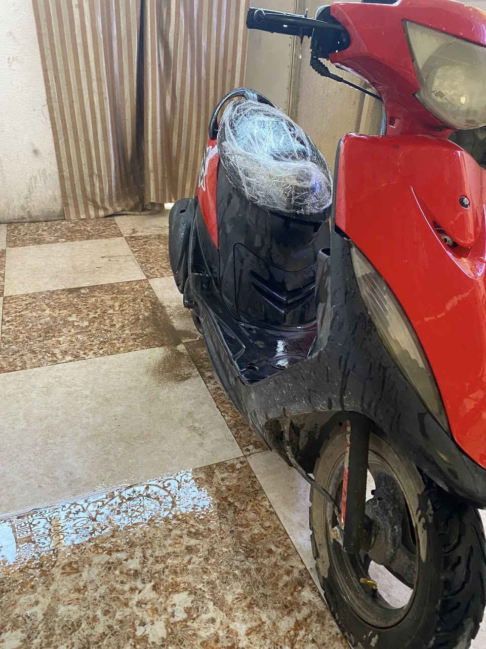 السلام عليك درجه ماكس عدله مفتوحه مره وحده بوشه 49 درجه نصفيه ومكينه ناعمه ونضيفه السعر خاص العنوان البصراه الكزيزه


**إذا كنت صاحب هذا الإعلان وتريد حذفه لأي سبب، رجاءا أرسل رسالة إلى الدعم الفني**