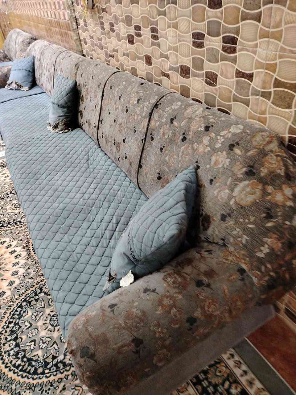 تخم ديوان تركي اصلي نظيف جدا 8مقاعد السعر 290 وبي مجال بغداد الحبيبية *********** يوجد واتساب بغداد, العراق
