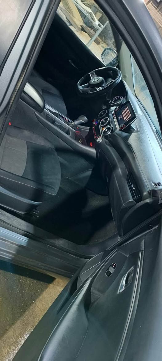 نيسان سنترا موديل 2021 بيع او مراوس 
حادث جاملغ بدون دواخل 
وجاملغ خلفي شبر صبغ 
*********** أربيل, العراق
