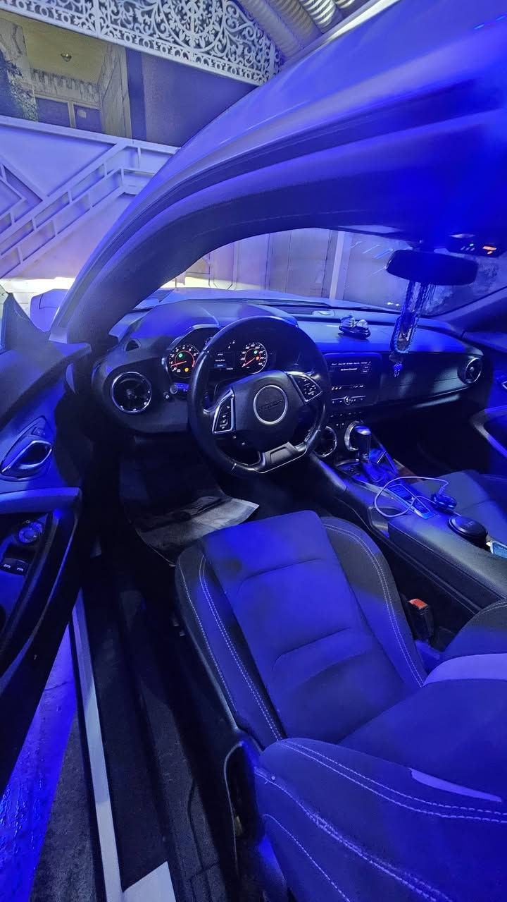 كمارو موديل ٢٣ فول سياره بسمي رقم *********** مكاني زيونه سعر ١٦٠
