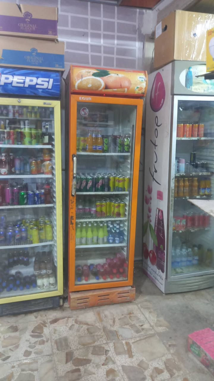سلام عليكم  اسواق كامله اللبيع المكان مو للايجار تجي تشيل الغراض  بغداد الحسينيه ***********
