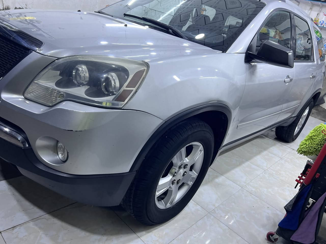 السلام عليكم
GMC اكاديا 2011 
بغداد بأسمي تحويل 
امريكي ضرر تقرير + صبغ اقل شبر 
سياره احله من صور عائليه 
6 سلندر 
7 راكب 
3 قطع تبريد 
جاهزه تبريد تخم تاير حداديه 
السعر / 105 
العنوان ناصريه مركز حي الحسين 
***********
