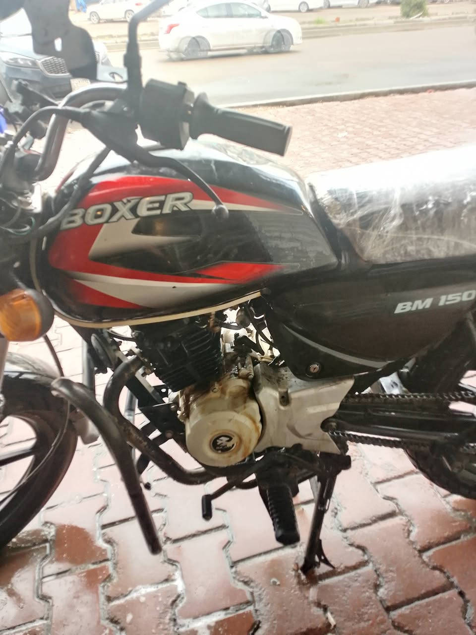 السلام عليكم دراجه بوكسر كلاسك 2022مرقم بغداد دراجه مجفته خير من الله كدام العين يحتاجلهه ترتيب قليل سعرهه 1750  مليون وسبعمائة وخمسون مكاني بغداد حي الجامعه الاستفسار ***********
