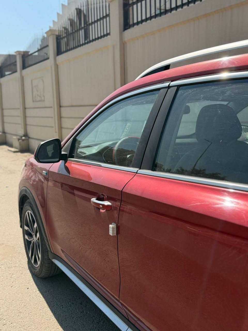 السلام عليكم
Rx5  2023 Mg /ام جي 
       2021 رقم بغداد  (تحويل مباشر )
السياره فول مواصفات /1/1
بنراما 
بصمه 
شاشه 
السياره فول الفول ١/١
السياره ماشيه ٤٣ فقط بيها بارد ويردلها ادامه 
السياره كير مكينه صدر تخم تاير 
ماشيه:43 k 
العنوان: بابل السعر ١١٠ وبيها مجال للشراي 
واي استفسار على الخاص تحياتي


**إذا كنت صاحب هذا الإعلان وتريد حذفه لأي سبب، رجاءا أرسل رسالة إلى الدعم الفني**