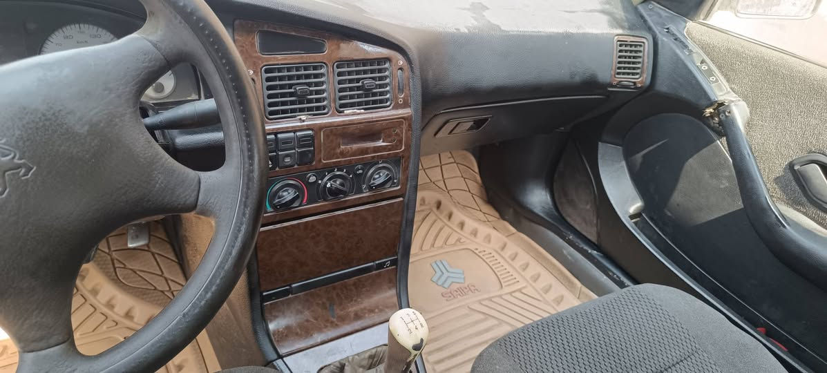 بارص ٢٠١٥ محرك كير خير من الله سياره ب أسمي سنويه ل ٢٠٣٠ مصفره هيئه وغرامات وسلف دينمو فانات وكير جديد  وضفيره وعقل كلهه جديد  قبل اسبوع سويتهه سياره نقصهه حداديه صدر فقط ب٣٥ وبيهه مجال البصره ابي الخصيب العوجه ***********
