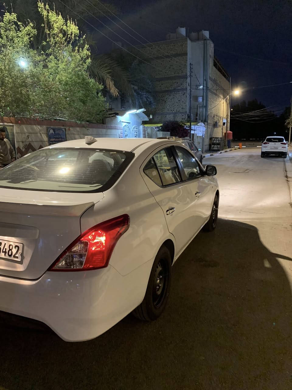 سلام عليكم نيسان سني للبيع زيرو زيرو كفاله عامه مديل 2024وكاله مجانيه ام الضمان السعر 128 رقم ***********
