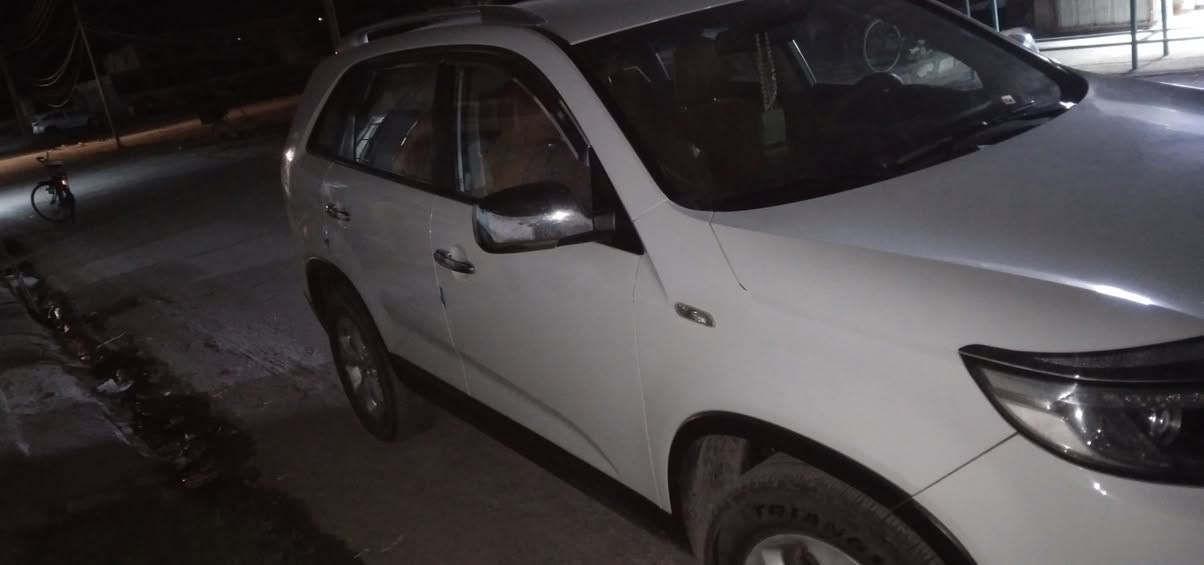 السلام عليكم سورنتو للبيع ٢٠١٤ كفاله عامه من الرصعه ***********
