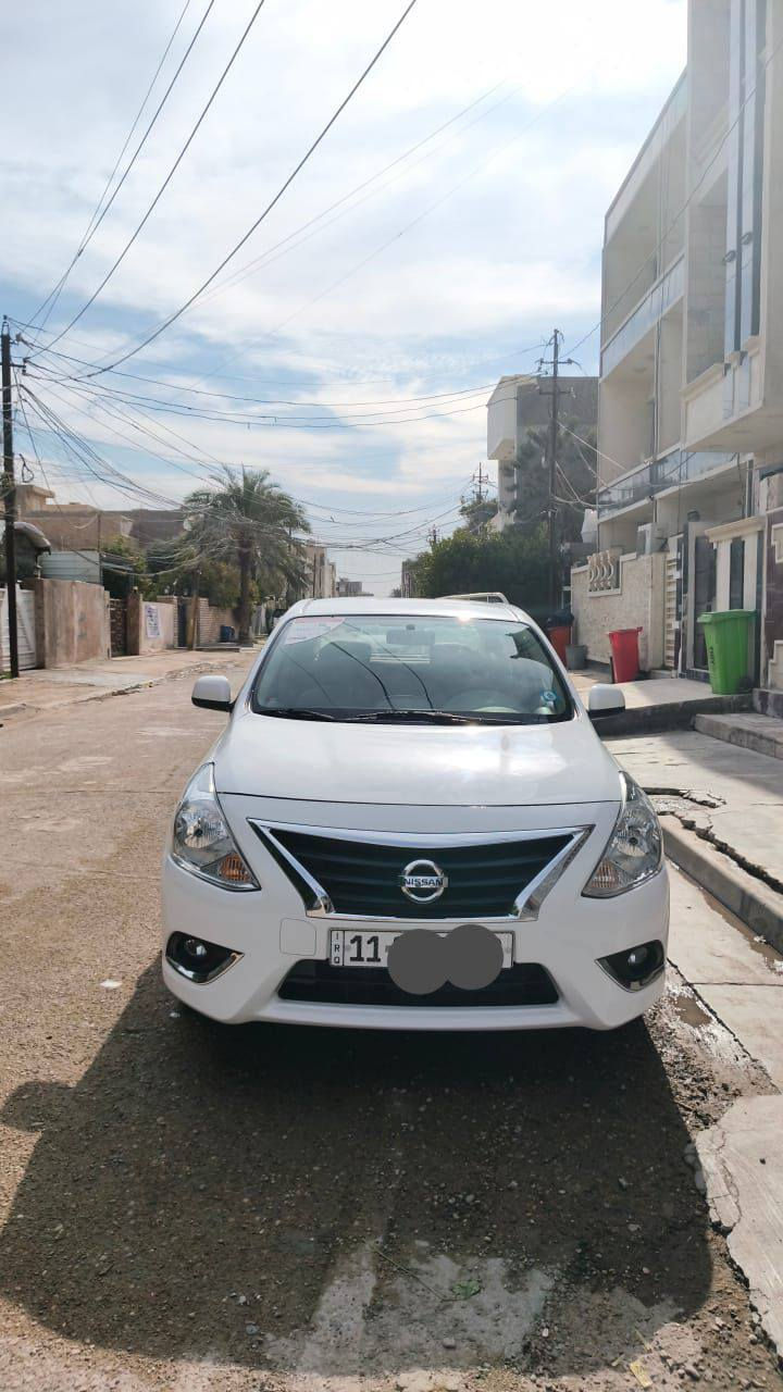 السلام عليكم 
سني هندي بليته زركه 2024
ماشيه 25 الف 
مكفوله من الصبغ والبارد والتبديل
 بيها فقط شخط بسيط موضح بالصور 
134 ورقه وبيها مجال بسيط 
مكانها بغداد / حي حطين ***********
