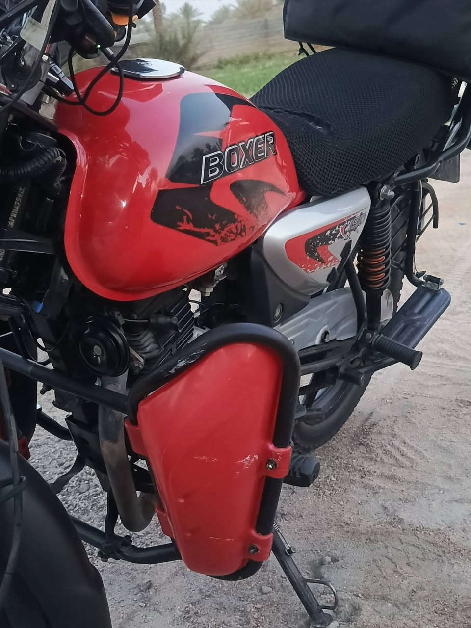 سلام عليكم بوكسر 2023 رقم انكليزي تحويل ثاني يوم دراجة نضيفة معتني بيهه مكاني بغداد السعر 2400 وبيهه مجال دراجة متصرف عليهه جاهزه من كلشي لايت زنون وحده ب 60 الف فدراليات احمر ازرك اشاير جانبية بل واقيات ***********
