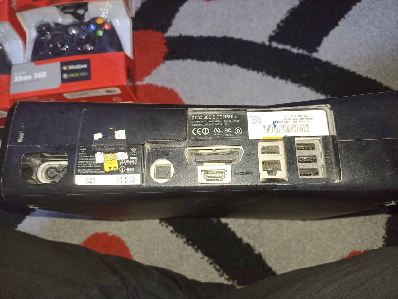 Xbox 360 2012 يجي لمس
نظيف كلش بسعر مغري جدا جدا 
ويه يجي اثنين جوستك مفولات موصل, نينوى


**إذا كنت صاحب هذا الإعلان وتريد حذفه لأي سبب، رجاءا أرسل رسالة إلى الدعم الفني**