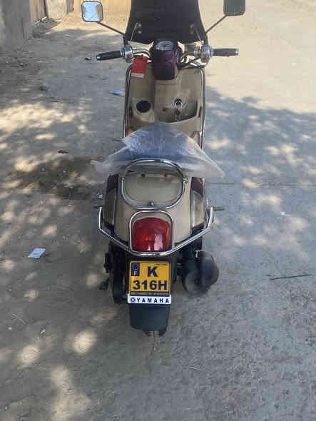 دراجه بوليس للبيع جاهزه كله شغاله مكينه مامفتوحه نضافه نفس صور سعر خاص ***********
