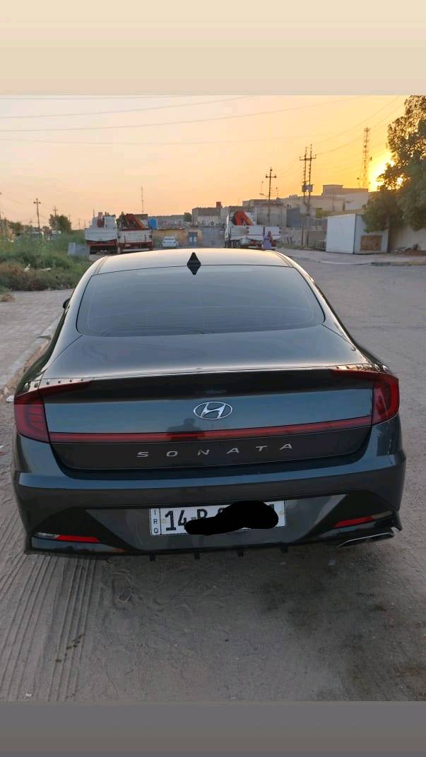 السلام وعليكم متاح سياره سوناتا موديل 2023 حره تحويل ثاني يوم بأسم المتشري وارد امريكي فول مواصفات ما عده الفتحه سياره جديده أحله من الصور حادثه جاملغ وبنيد ماشيه 47 محرك  2500 السعر 160 وبيها مجال حك الجيه مكان البصره ابو الخصيب الاستفسار الاتصال على هاذه الرقم غير متواجد ع البرنامج ***********