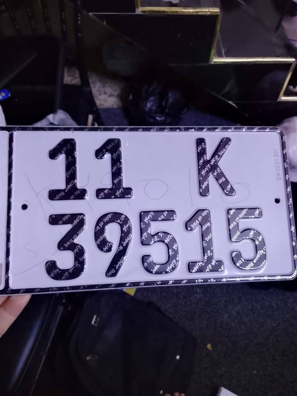 السلام عليكم سمند للبيع تصقيط مكينه بيها تبخير 
كير جديد رقم بغداد انكليزي سنويه جديده السعر 21وبيها مجال ***********
