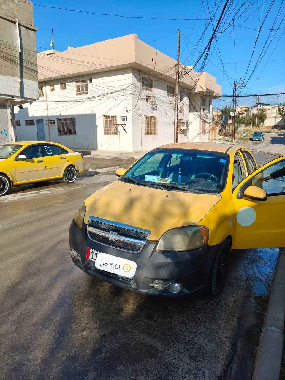 السلام عليكم للبيع افيو مديل 11رقم بغداد مشروع تحويل بل موصل وشرعيه بل موصل شرط التحويل مكينه وكير شرط سياره حلوه بلا ضربه بلا دواخل بيها بارد بل جاملغ الكدام السعر 40وبيها مجال الخاص موجود وهذا الرقم ***********. ///   ***********
