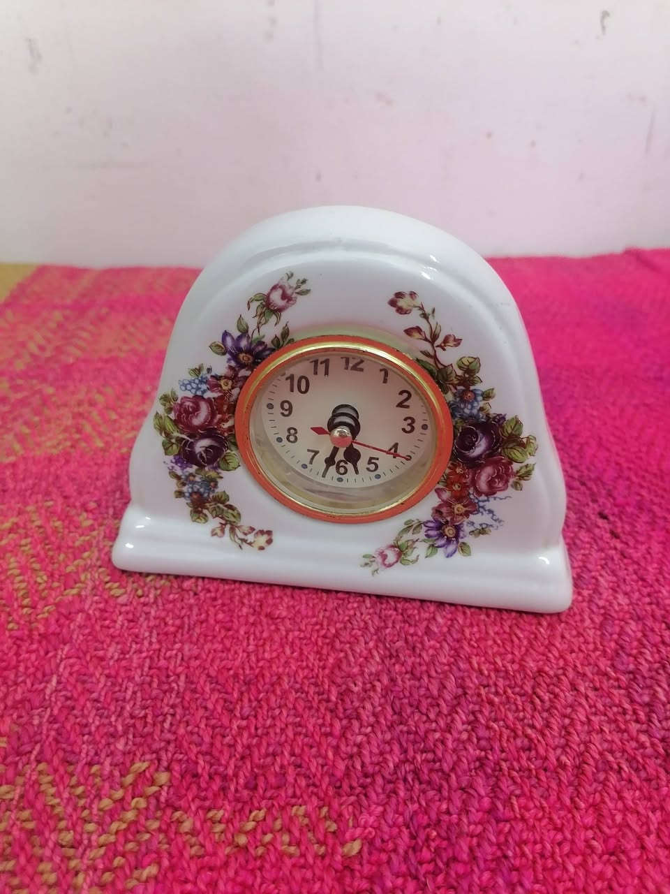 غراض للبيع يوجد توصيل ***********
