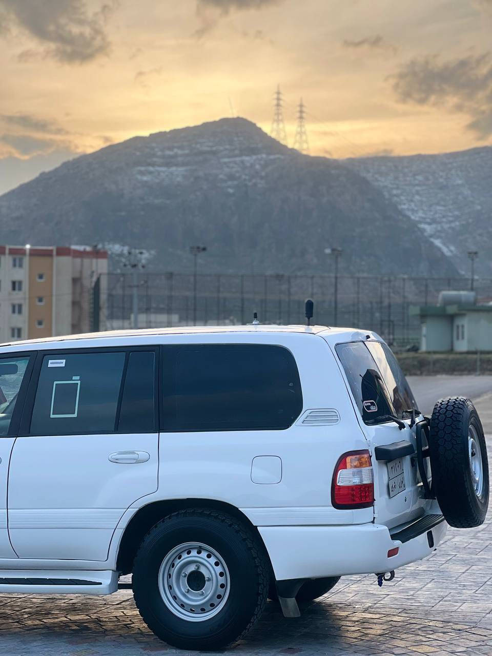 مونيكا 2003
ره قه م. ده هوك
مواسه فات 
ABS 
جام كاره باي
سه لاجه 
ده ژبول به رز . 
سياره كه. حيزام بوياغ 
سه قفي    به شي بيشه وه. بوياخ 
سياره كه زور  خاوينه 
4 تايه ي ويلي ايستا بو كراوه 
هه موو كياني به شه رت  كير مه كينه اكسل
نرخ. 
128 
كه ميك  مجال
***********
واتساب فايبر.
