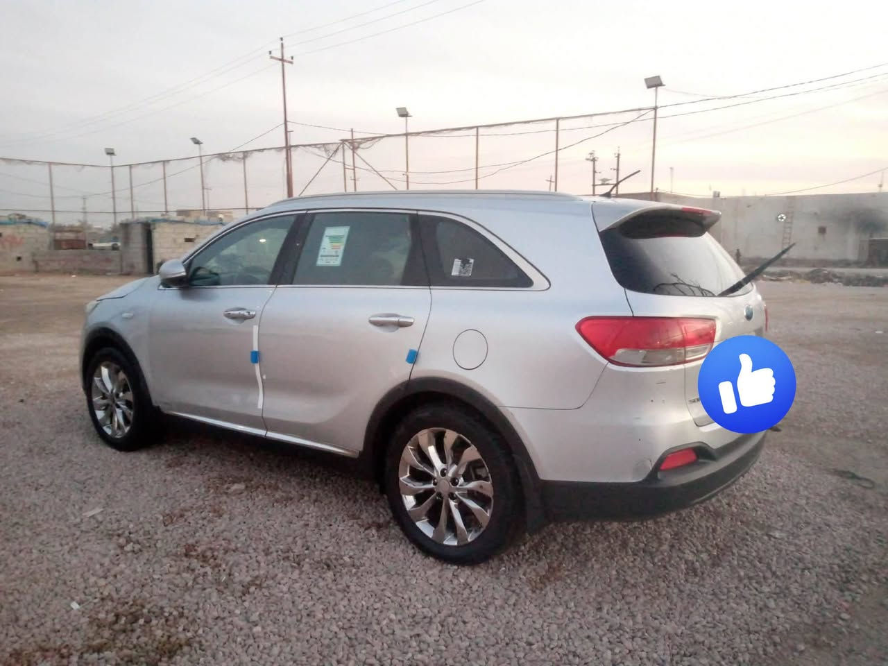 السلام عليكم سورنتوا للبيع او مراوس موديل  15رقم مثنى خليجي محرك 6 سبعه راكب 3قطع تبريد جاهزه سنويه لل28 والسونار مرقف مع صور  مكاني الرميثه  السعر 168 ***********
