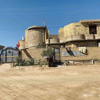 دار للبيع • ٣٠٠م • شارع ٤٠