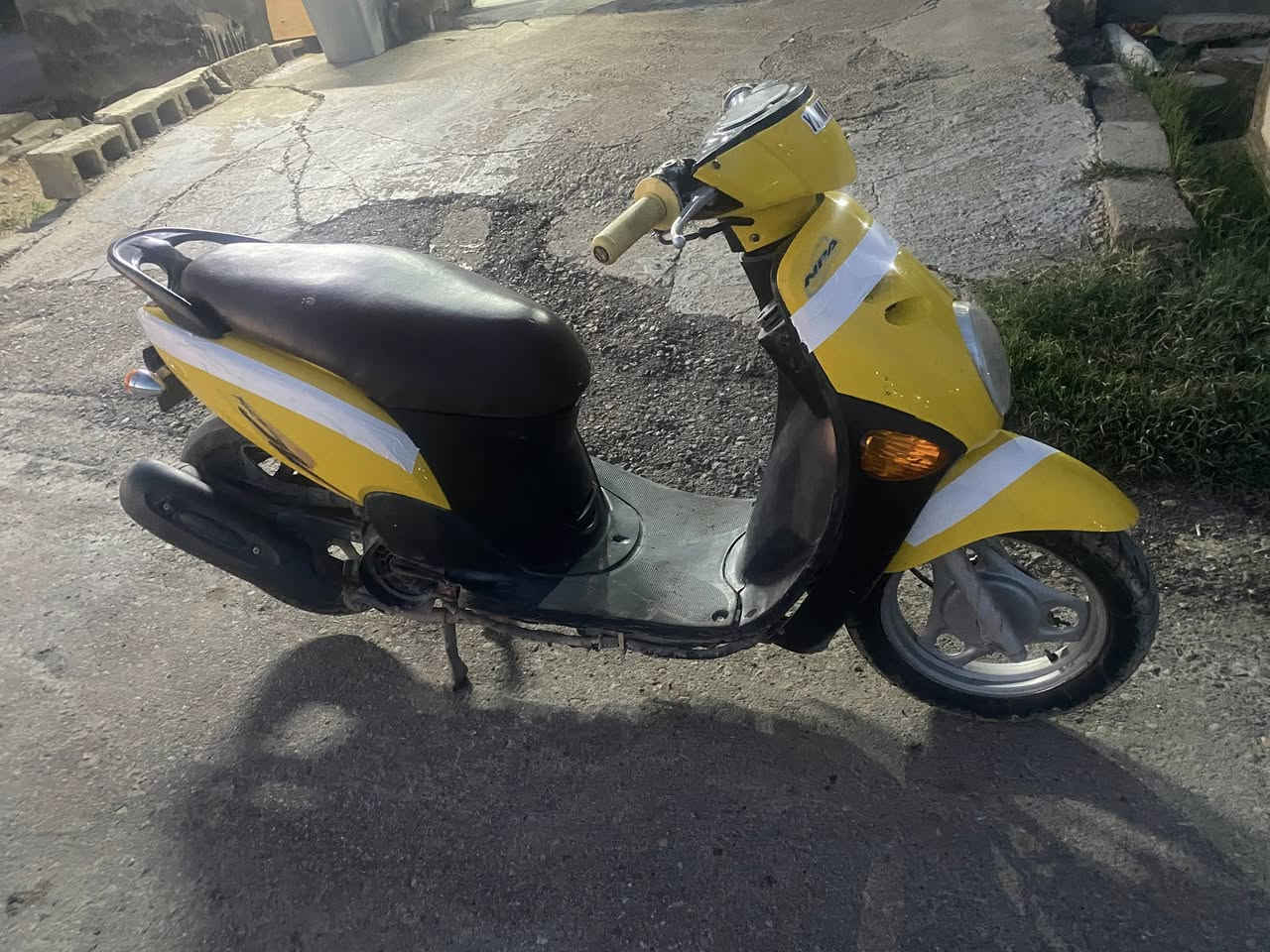 سلام عليكم ماكس فلة للبيع دراجة نوزل ممفتوحة مصار هواي نازلة رمبة بيهة نقص تريشة وقبق بك لايت لباقي مكفول مكاني ديالى خالص هبهب او مراوس حسب لقناعة سعرها ٦٥٠وبيها مجال حك جية ماكو هيج سعر فلة ‭

‭٠٧٧٣ ٦٧٣ ٠١٢١‬
