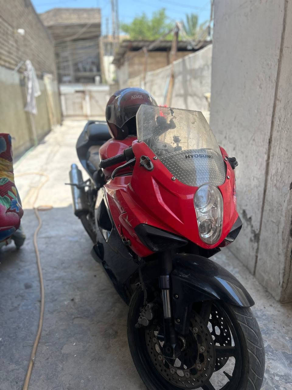 أعاده نشر
بسبب الوعود الكاذبه

هايسونك موديل ٢٠٠٧

أبيع كوم حديد بيها خربطه بالكهربائيات

ومصبوغ التانكي

بيع اومراوس بهارلي نضيفه وانطي فرق

*********** مكاني بغداد جميله
