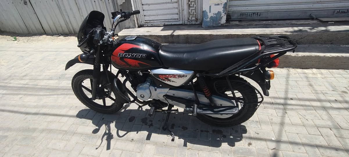 بوكسر موديل 2023 ماشية 15k. km
اوراقهة كاملة الدراجة كدامكم اخت الجديد
مو معتمد لتخابر ن*********** الفارس, صلاح الدين
