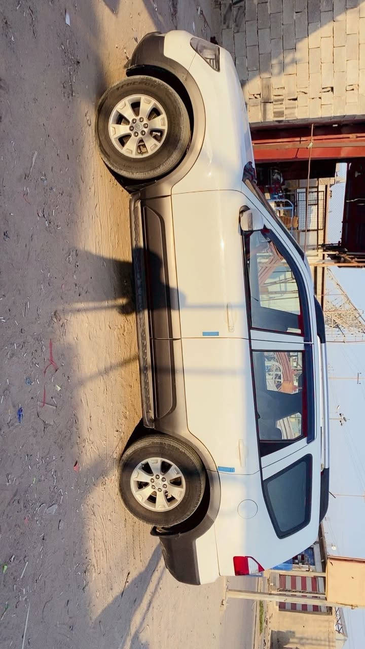 سلام عليكم للبيع كيا موهافي موديل ٢٠١٠سياره فول مواصفات ١ على ١ السياره مكفوله من دعاميه للدعاميه عده  تبديل باب بصف السايق مكينه وكير مكفولات مكينه 6سلندر ٣٨٠٠ مكينه بلاديه  /دفع رباعي /
تشغيل بصمه / بصمه ابواب /
مري شفط /اشاير بلمري
 
بك لايت LID / لايت زنون بلادي
مانع انزلاق / مانع انحذار
صندوق كهرباء شفط فتح عند القتراب 
ثلاجه بين المقاعد
فتحه سلايت روف
جرص ١٢٠ /  / تحكمات ستيرن 
 / كشنات جلد بلادي / ٥ ويل كب / حساسات خلفيه /كامره خلفيه / دواخل بلاديه /١٢ يرباك / ٧ راكب /تبريد ٣ قطع 
سياره على وضع شركه 
سعر140$ عنوان بصره 
***********
