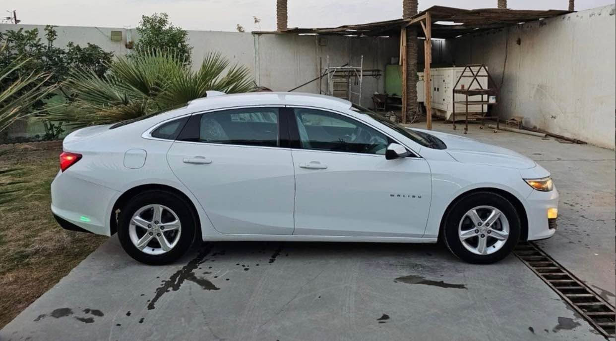 شوفوليت ماليبو 2022 LT

محرك 1500T

بجم كبس 

والحادث مرفق مع الصور 

رقم اربيل باسمي تريد مداور او وكالة

ماشية 74000 كم 

المواصفات 

كاميرا خلفية

كشن كهربائي

تشغيل عن بعد 

بصمة تشغيل +بصمة ابواب 

وباقي مواصفات الـ LT معروفة

 

السياره جاهزه بدون اي نقص 

العنوان / الديوانية

السعر 118$

او مراوس حسب القناعة

***********

*********** بغداد, العراق
