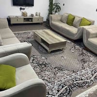 طقم جلوس ١٠ • سجادة تركية ٣٫٥×٤ • ترابيزة وسط