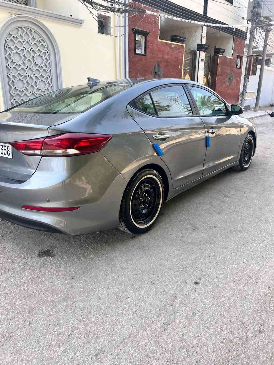 سلام عليكم الانترا موديل2017 رقم اربيل بسمي هزه جديده سنويه 2031 مكينه 2000دوش تخم تاير ويل جديد حداديه كله جديد تبريد ثلج شاشه جديده حادثه جاملغ وبنيد مبدلات بدون دواخل ولباب لسايق بي طخه بسيطه ومعمر سياره ليبل واحد السعر 112 وبيه مجال لطيبين المكان كربلاء رقم الهاتف ***********
