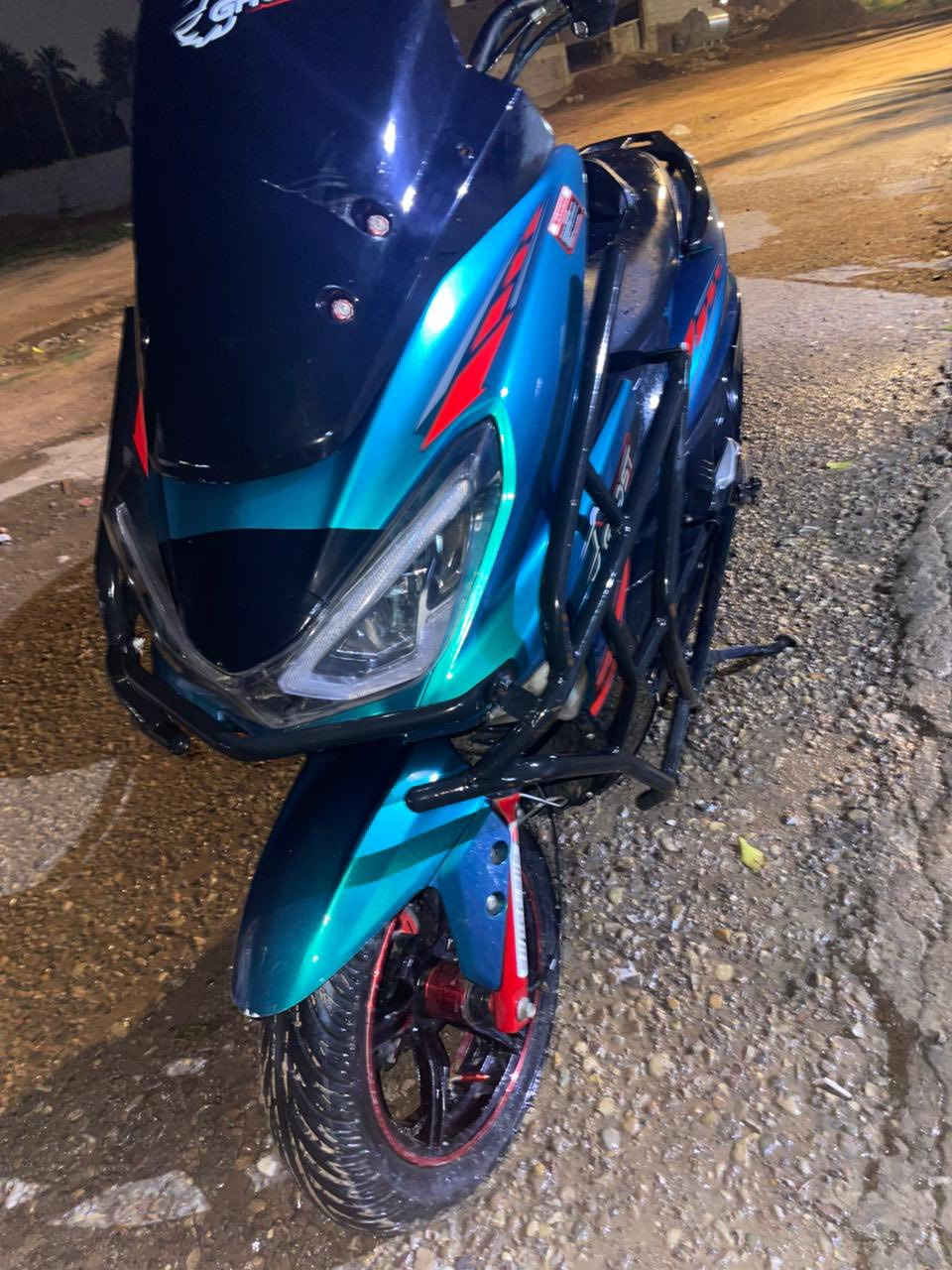 دراجة گوست للبيع مابيها اي عطل موديل 24
كهربائياتها كلها شغاله ، شغال سلف مابيها اي عطل
سرعتها 100
تواصل ***********
