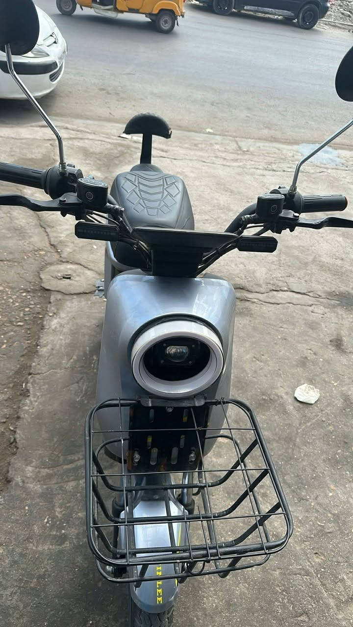 السلام عليكم شباب ماطور للبيع ار ٩ بطاريات فول مكان ابو غريب قرب مستشفى ابو غريب الاستفسار *********** السعر ٤٠٠ بيها مجال
