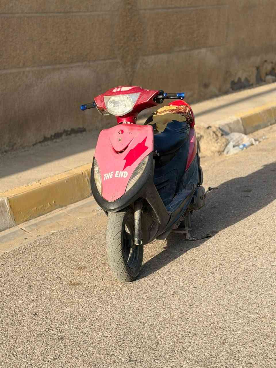 سلام عليكم ورحمة الله 
ماكس عدله للبيع 
سعر 350 وبيهة مجال 
اي تفاصيل عل دراجه اتصل على الرقم واتساب 
***********
