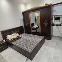 غرفة نوم • للبيع