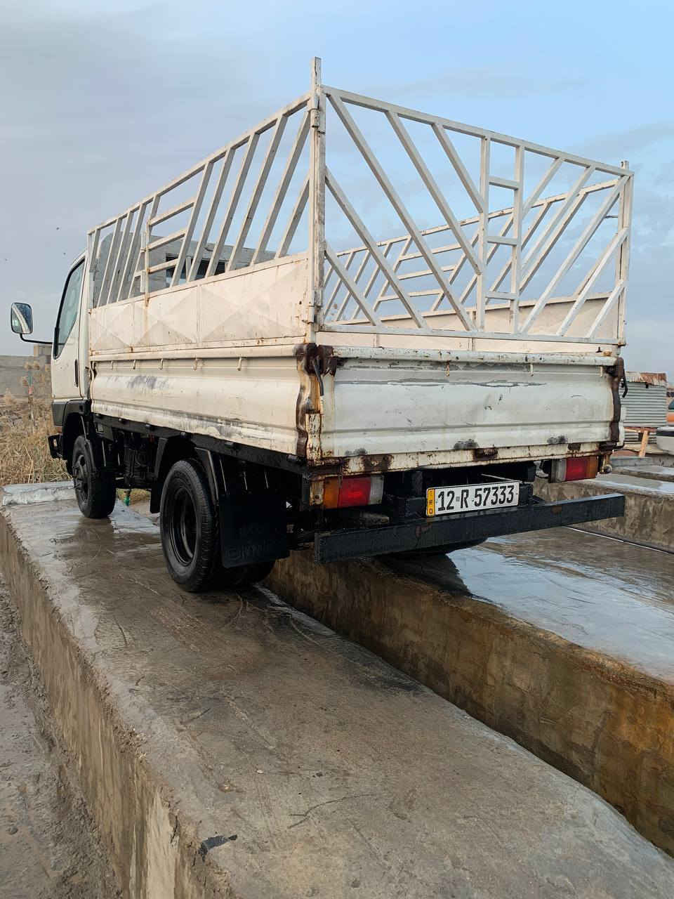 كنتر بزون بتره موديل 95رقم نينوى دولي مشروع وطني وكاله ام البارجود بسمي محرك كيا 3000بي بخار شاصي بي لحيم ب 35 وبيه مجال مكاني ذي قار الفجر ***********
