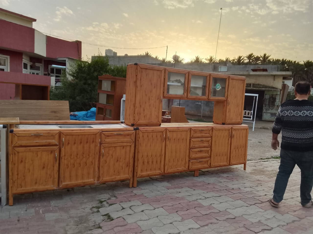 كاونتر مترين ونص مع سنك نضيف كلش
سنك ستيل نضيف كلش 
طباخ اربع عيون عدد 2 شغال فول نضيف كلش 
قنينه غاز عراقي فارغ 
خانقين محطة مقابل مركز شرطة ازاي 
مزاد محمد خانقين التواصل واستفسار 
***********
وشراء عراض مستعمل جديد 👉
