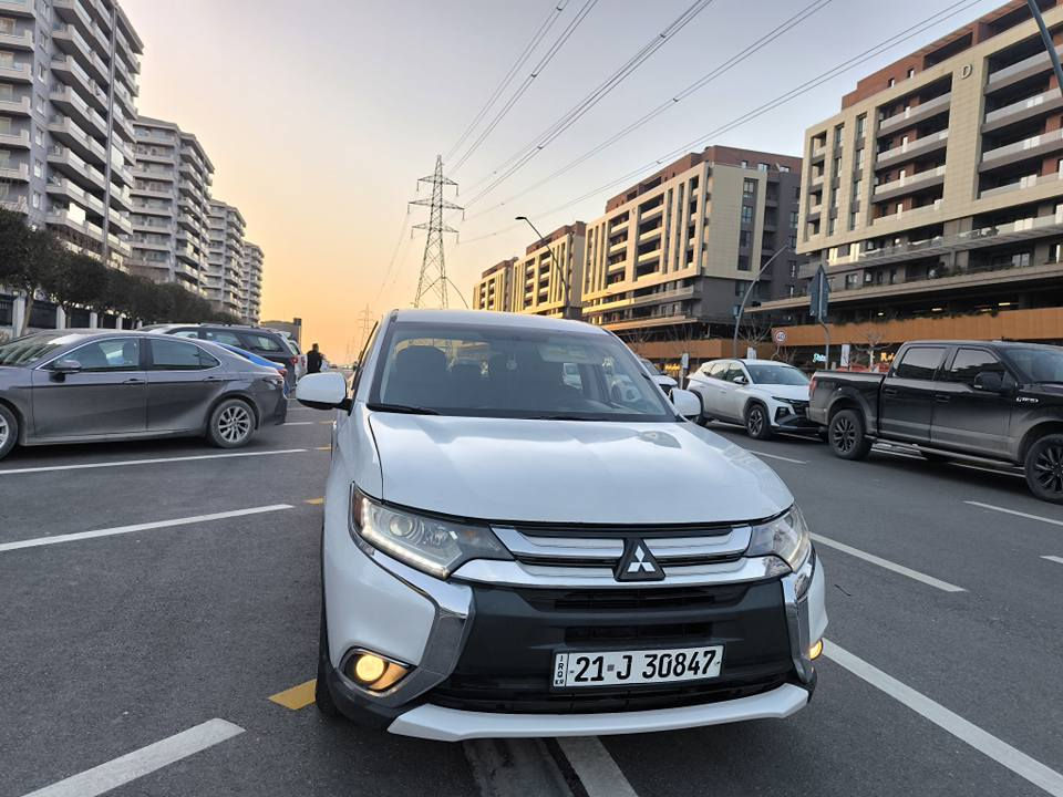 میتسوبیشی ئاوتلاندەر مۆدێل 2020
 
4 پارچەی هەیە
مەکینە 2.4
دەبڵ ئەکسل
70 هەزار ڕۆیشتوە
7 نەفەری
کوشن هیتەر 
شاشە گەورە 
کامێرەی دواوە
لایت لید السليمانية, العراق


**إذا كنت صاحب هذا الإعلان وتريد حذفه لأي سبب، رجاءا أرسل رسالة إلى الدعم الفني**