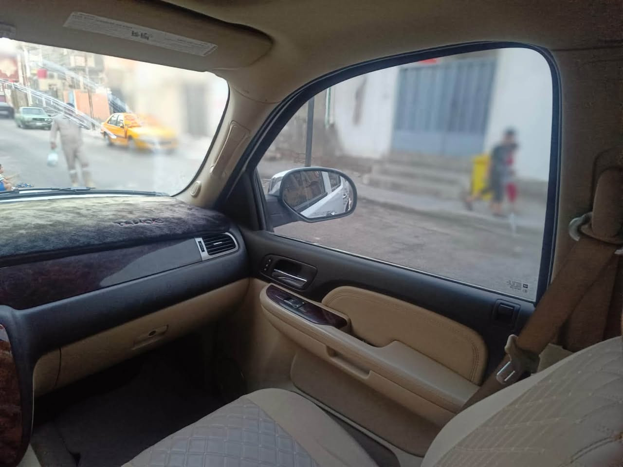 يوكن موديل ٢٠٠٩
كفاله من الضربه والكص مكينه وكير وحداديه جدد السياره متومة ع رقم بغداد الماني وبيه سنويه عضم عاج 
منظومة زنون كامله اصليه
السعر ٨٠ وبيه مجال قليل 
العنوان البصرة 
الاستفسار ع الرقم 
***********
