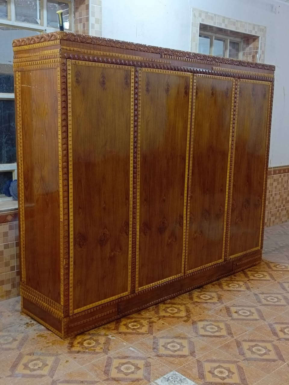 للبيع كنتور صاج عراقي حطاطه
كامل يدات وقفاله والضهر جديد  السعر 265 وبي مجال بسيط 
للتواصل خاص او عل الرقم ***********
متوفر واتس اب📞📲 العنوان الكرابله شارع مدرسه العروبه قرب المعارض
