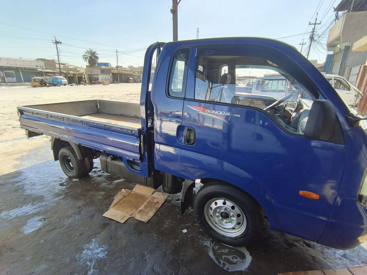 سلام عليكم شباب كيه زركه  بصبوقه جماليه لموديل ‏2008مسعر بام ونوزل سياره حلوه حله من بصوره العنوان بغداد المعاملة ***********
