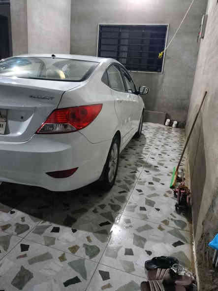 سيارة اكسنت موديل 2013
ضرر نص دوسه سبغ سيارة باسمي شرط تحويل وكاله اربع طايات جدد
سنويه جديده 2030 سعر 108$ بي مجال قليل 
رقم.  *********** Singapore
