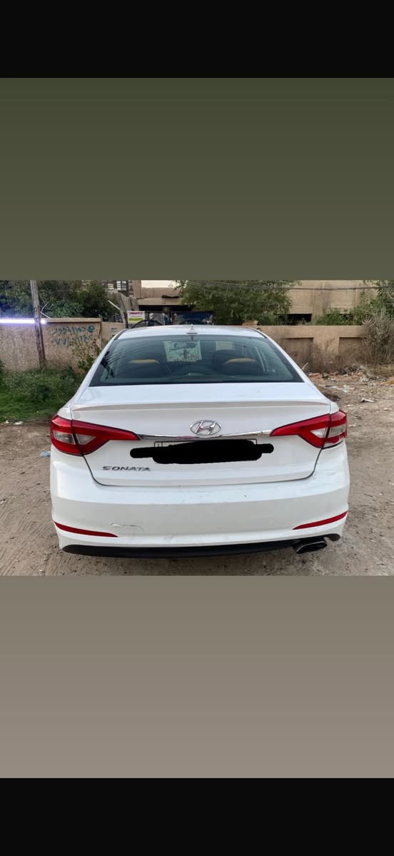 سوناته ٢٠١٧  حادثها موضح بل صوره.
بس بنيد صبغ  وشبر بل جاملغ الخلفي 

سياره جاهزه 

عليها منضومه غاز 

سياره مكينه ٢٤٠٠ جي دي اي 
١٢٥ وبيها مجال بسيط 

مكاني بغداد العامريه ***********
