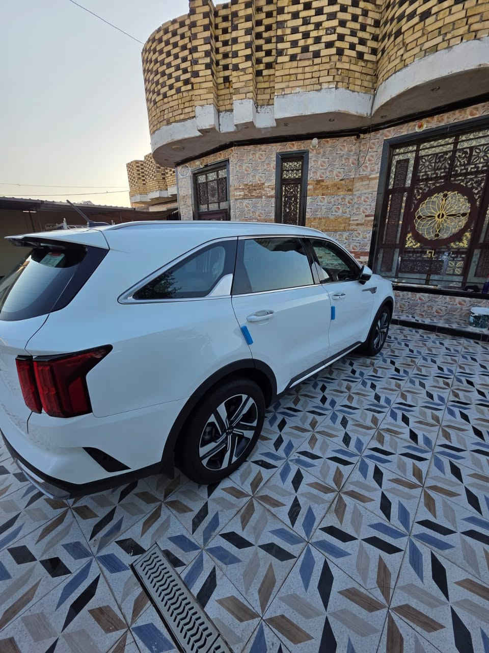 سورنتو 2023 خليجي مكفوله كفاله عامه  ماشيه 67ألف مكينه 6 سلندر كشنين كهرباء كير ماوس  7 راكب السيارة  السعر 283 وبيها مجال بصيط رقم تليفون ‪0780 177 3137‬ مكان الناصرية
