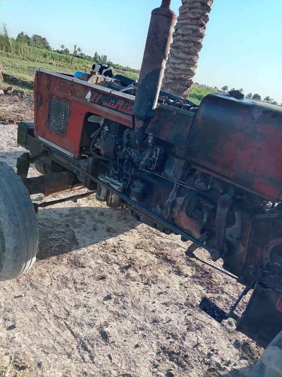 السلام عليكم عنتر للبيع موديل 85 مكينه مقفوله على وضع الشركه المكان بابل الجبله ***********
