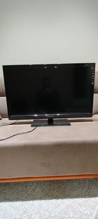 شاشة جوسونيك • ٣٢ بوصة • موصل الخضراء