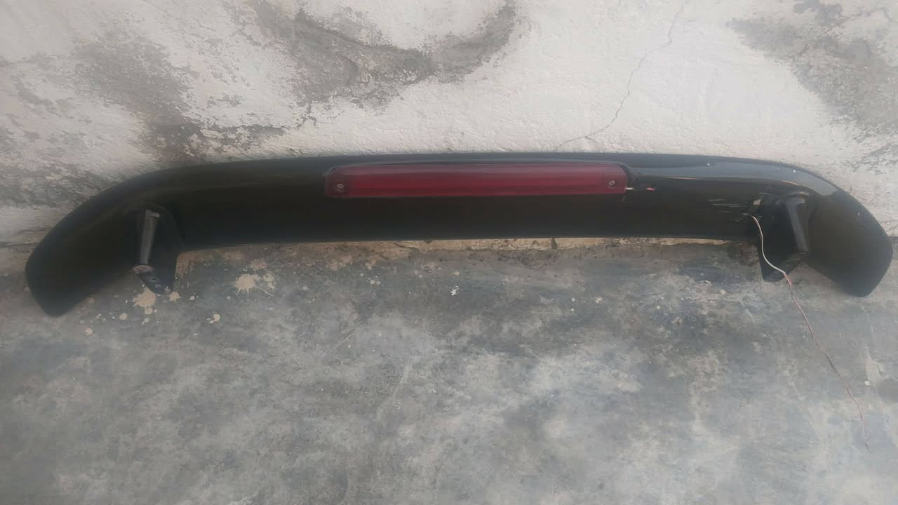 سلام عليكم جناح فوك جنطه للبيع
و جناح القماره خلفي للبيع ***********ما متواجد عل فيس اتصل على رقم
